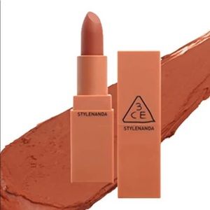 3CE lip color #220 hit me up